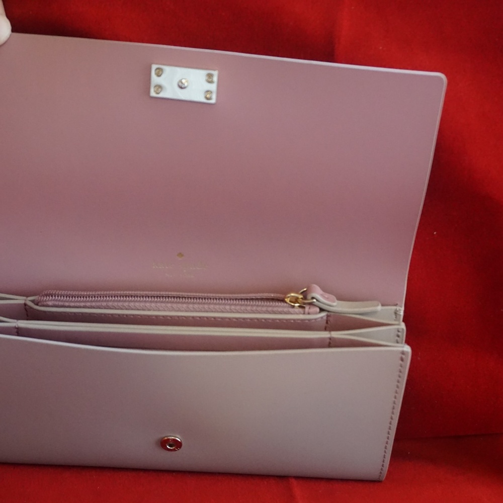 Kate Spade - Picture 5 of 6